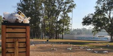 Basura en Costanera de Arroyito