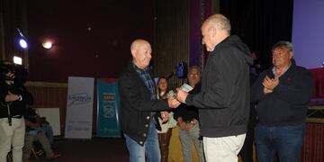 El Ministro de Transporte Jorge D'Onofrio y el intendente Mariano Uset entregaron Pases Libres Multimodal.