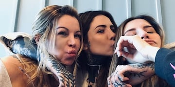 Soledad Aquino junto a sus hijas, Candelaria y Micaela Tinelli. (Instagram).