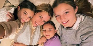 Nicole Neumann y sus hijas