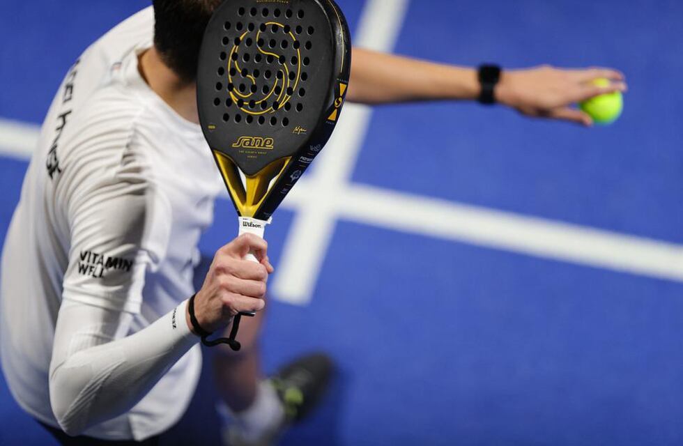 Las 5 reglas más curiosas del pádel: el deporte furor en Argentina