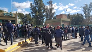 Más de 120 empleados fueron despedidos de una empresa de Córdoba.