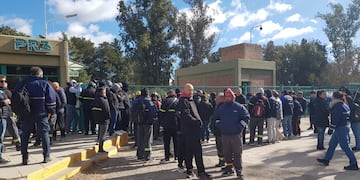 Más de 120 empleados fueron despedidos de una empresa de Córdoba.