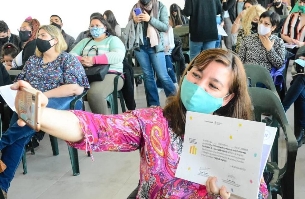 Fueron formados promotores y promotoras de género en la provincia