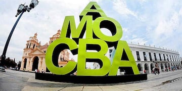 Una joyita: así quedó la nueva escultura en la Terminal de Córdoba