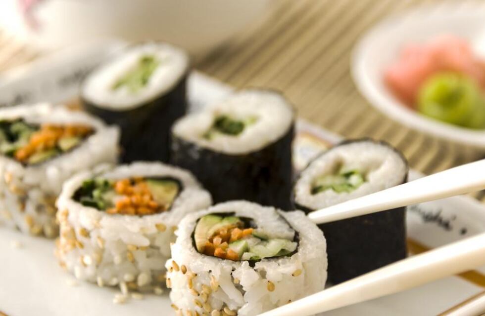 Insólito robo en Córdoba: lo contrataron en un local de sushi y le robó 300 mil pesos a su jefe