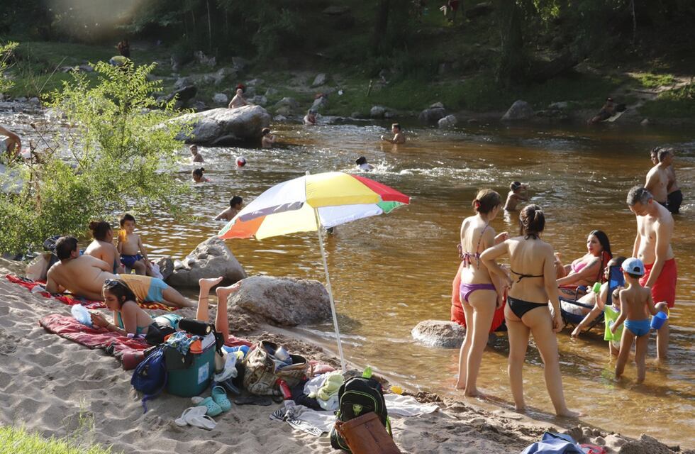 Sigue el calor agobiante en Carlos Paz