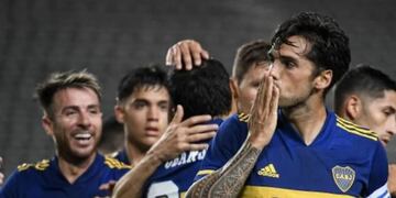 El futbolista deja Boca para jugar en la MLS.