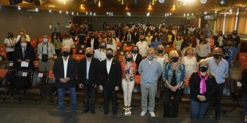 La Municipalidad de Rivadavia entregó subsidios a escuelas del departamento.