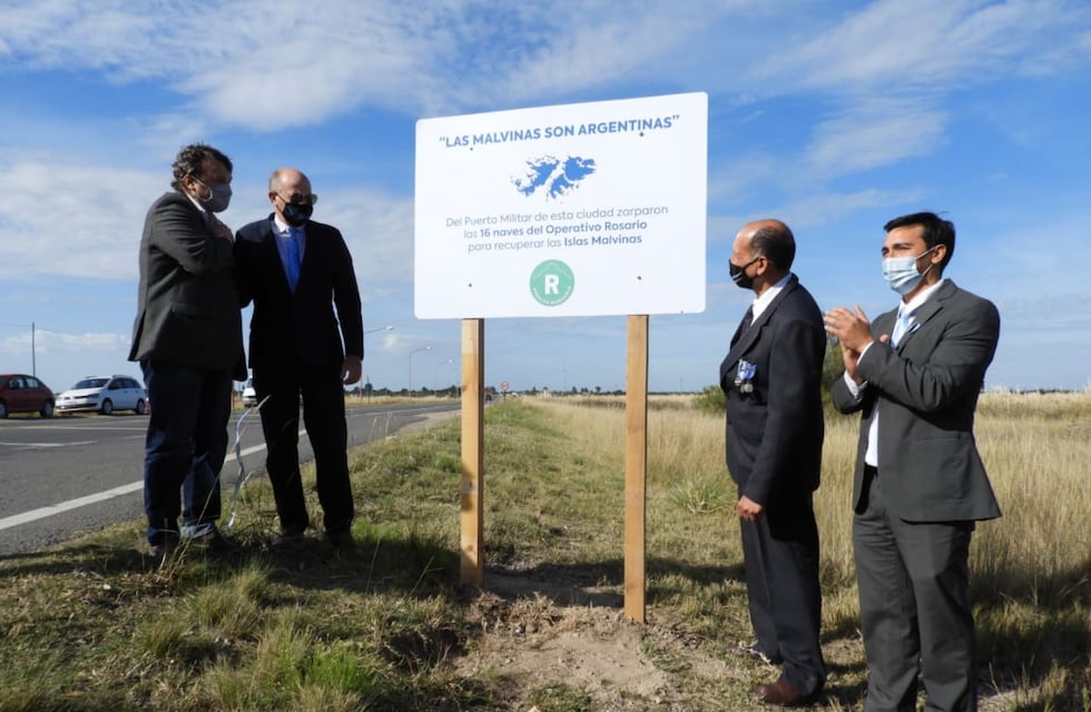 Instalan un cartel que recuerda la soberanía sobre Malvinas