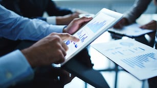 Cursos virtuales para aprender de marketing en Córdoba (Freepik/Ilustrativa).