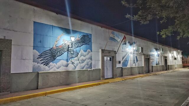 Iluminación en el Teatrillo Municipal Arroyito