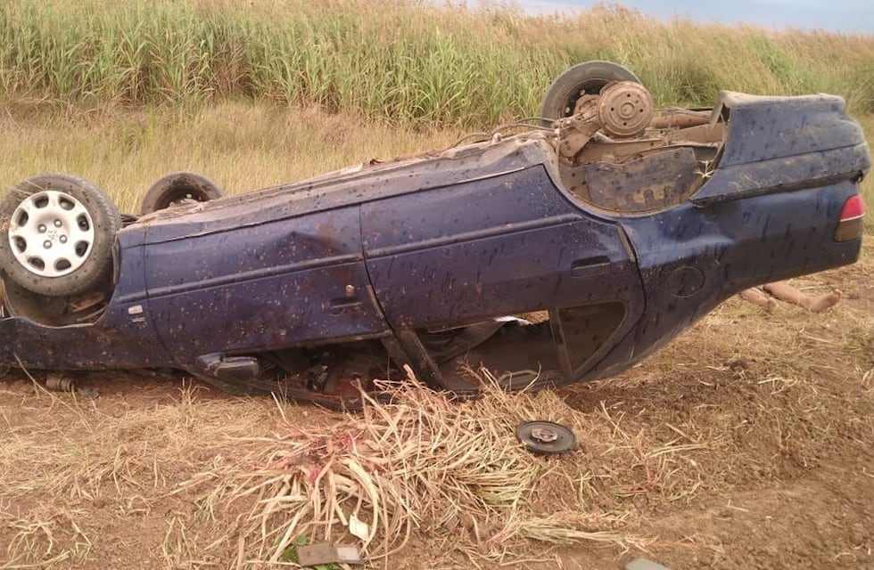 Fatal accidente en Saguier: volcaron y murió una nena de 7 años y su padre de 39