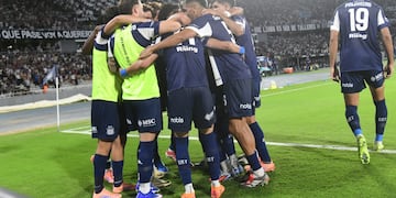 Talleres derrotó 2 a 1 a Newell's en el Kempes. (Javier Ferreyra / La Voz)