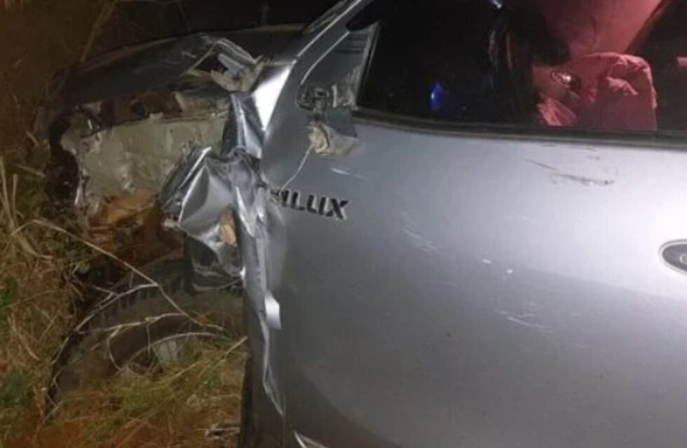 Accidente fatal en Dos de Mayo: dos motociclistas fallecieron tras impactar contra un vehículo