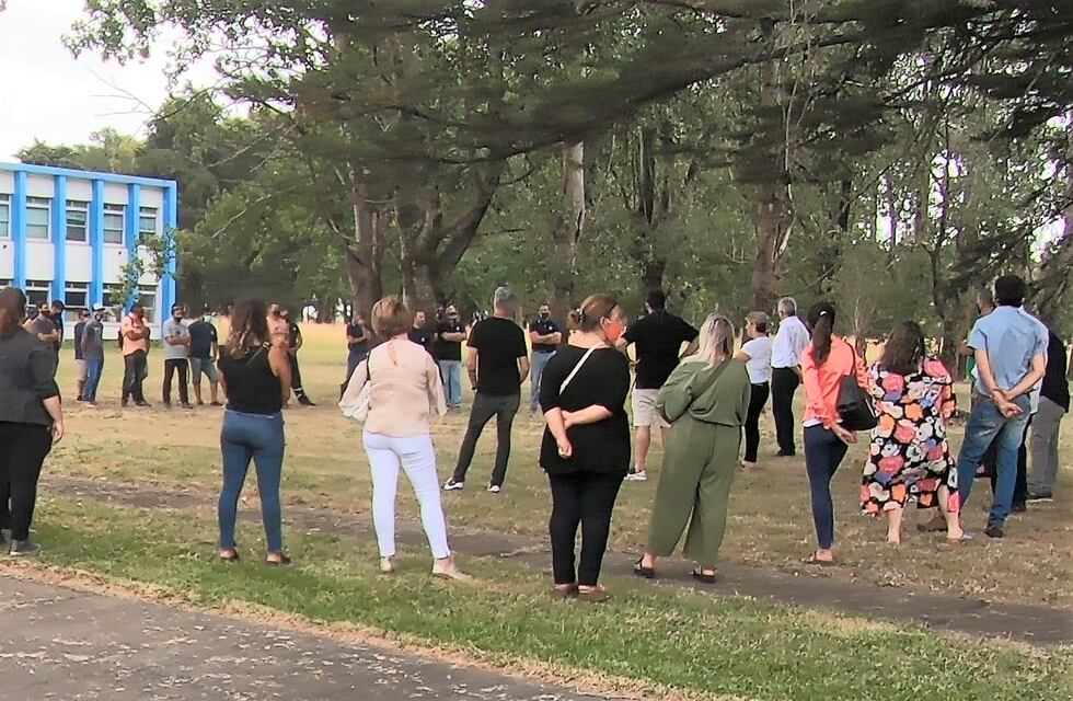 Fanazul: se realizó un acto a tres años del cierre de la fábrica