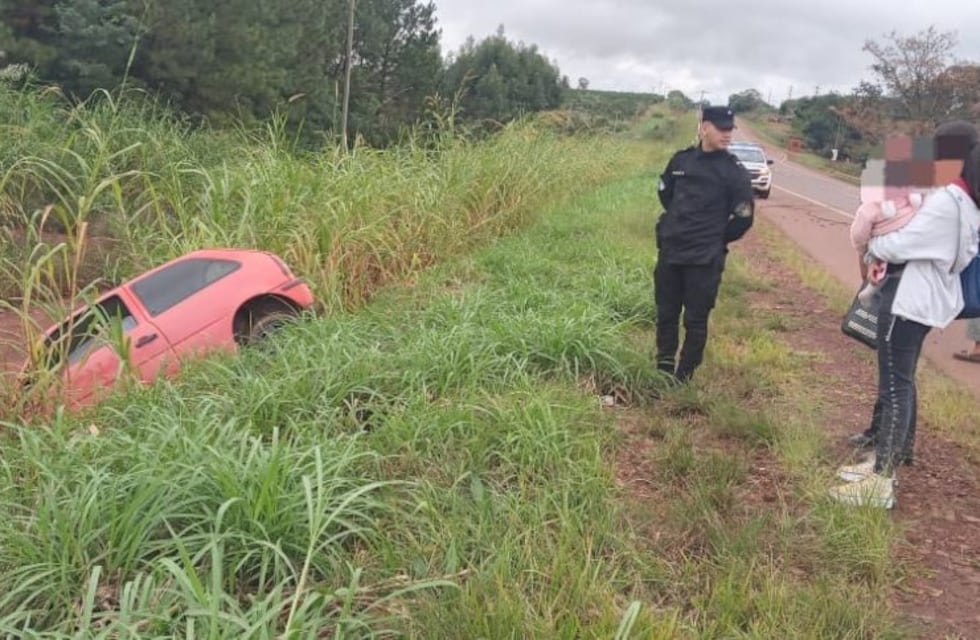 Guaraní: manejaba borracho, despistó y terminó agrediendo a policías
