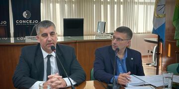 El Fiscal Regional Carlos Vottero con el Presidente del Concejo Municipal, Lisandro Mársico