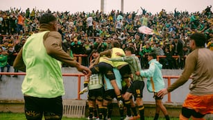 Segundo triunfo seguido del Aldosivi de Guillermo Farré, rival directo de Talleres (Prensa Aldosivi).