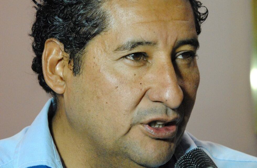 Diputado Sanabia contraataca: "Guillermo Snopek es un mediocre e incompetente"