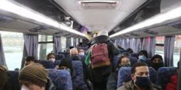 Regreso de gualeguaychuenses (archivo)\nCrédito: máxima online