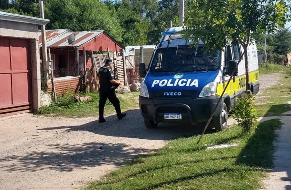 En un operativo policial, quedaron detenidos tres hombres en la ciudad de Monteros