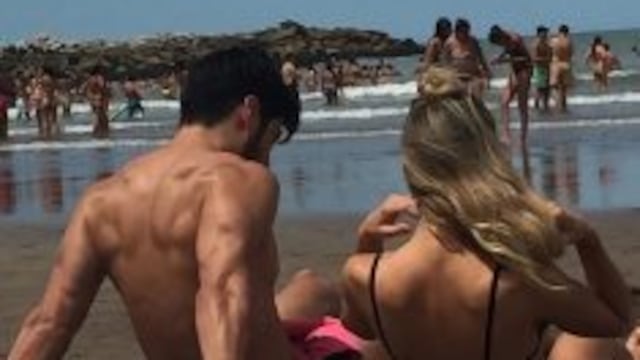 Moyano y la azafata