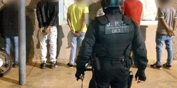 Según la policía los detenidos estaban de festejo al momento de ser apresados\u002E