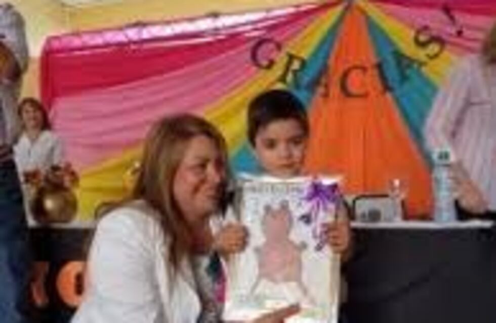 Los NENI de jardines en Misiones reciben sus equipos de robótica