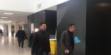 El rosarino se presentó este jueves junto a su abogado Ignacio Carbone\u002E (@gbelluati)