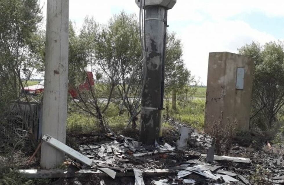 Robaron y vandalizaron la planta transmisora de LT3 e instalaciones de la EPE