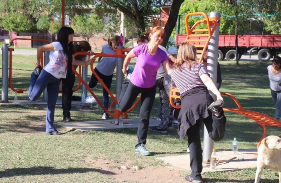 Lucha contra el sedentarismo: imágenes de una propuesta que suma seguidores en Carlos Paz