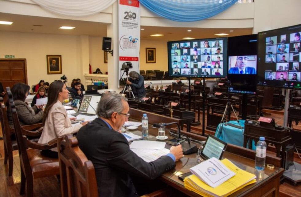 Diputados aprobó la adhesión total de la Provincia a la Ley Micaela