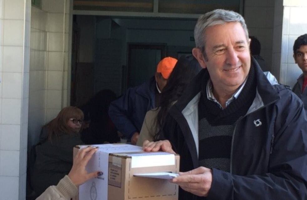 Cobos: "Que un candidato no vote es un mal ejemplo para la ciudadanía"