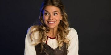 La foto del beso entre Natalie Pérez y Adrián Suar