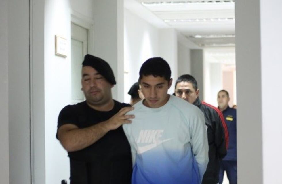 El fiscal pidió 15 años de prisión para el futbolista Luciano Cabral