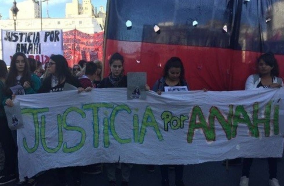Marcharon en el centro de la Ciudad por la muerte de Anahí Benítez