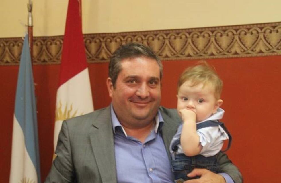 Fernando Gazzoni acompañó la presentación de la lista de "la Vero"