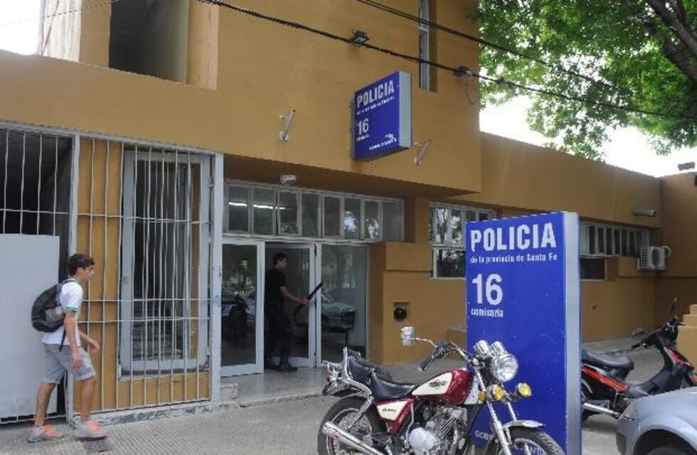 Balearon a un chico de 18 años en Tablada mientras estaba junto a su novia
