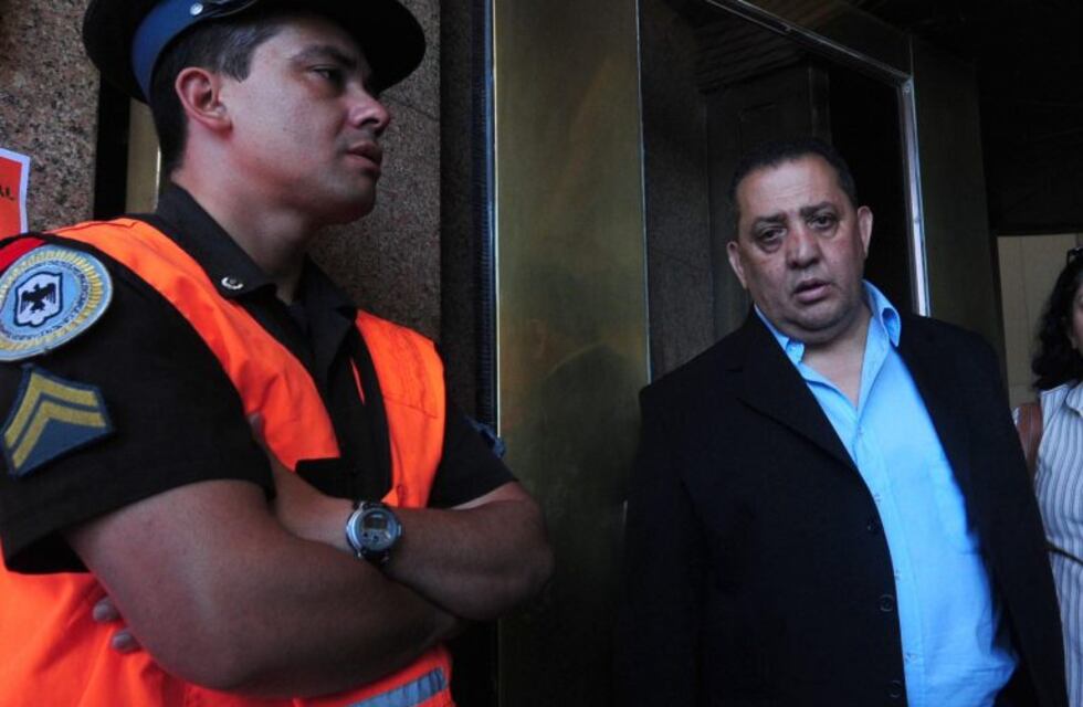 La sentencia a Luis D'Elía por tomar una comisaría quedó firme y podría ser detenido