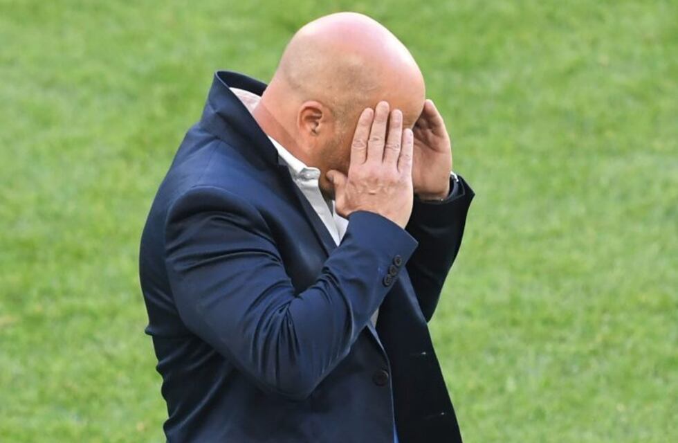 Los técnicos argentinos no pudieron ganar en sus respectivos debuts en Rusia