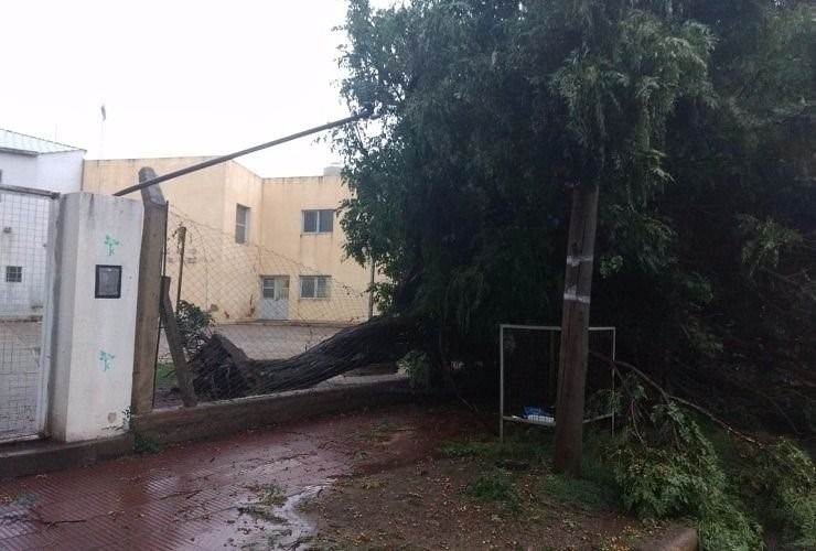 Fuerte temoporal en San Luis\u002E