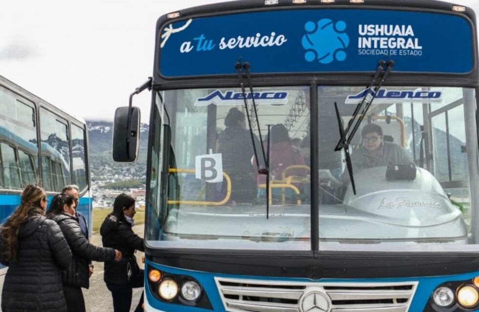 Ushuaia: servicio de colectivo pide llevar el boleto a 56 pesos