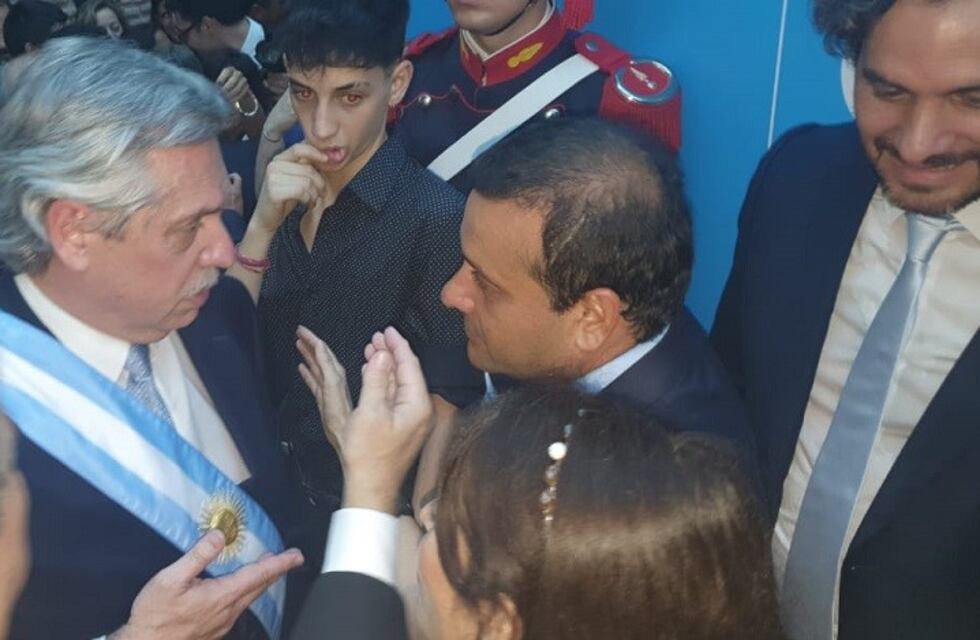 Herrera juró como gobernador y viajó para acompañar a Alberto Fernández