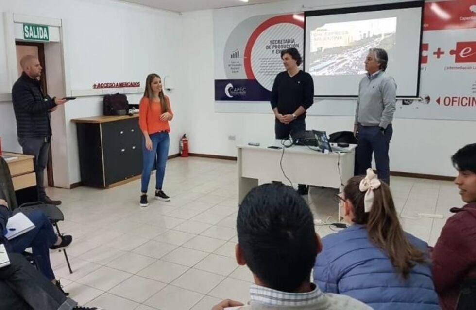 Esquel y Lago Puelo realizaron una capacitación Marketing Internacional