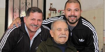 Damián Reyna, el cordobés que perdió los documentos de su abuelo con diagnóstico de cáncer y pide nuestra ayuda\u002E