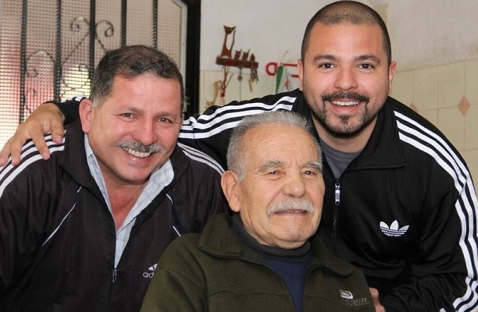 Internaron a su abuelo con cáncer, perdió sus documentos y pide ayuda para encontrarlos