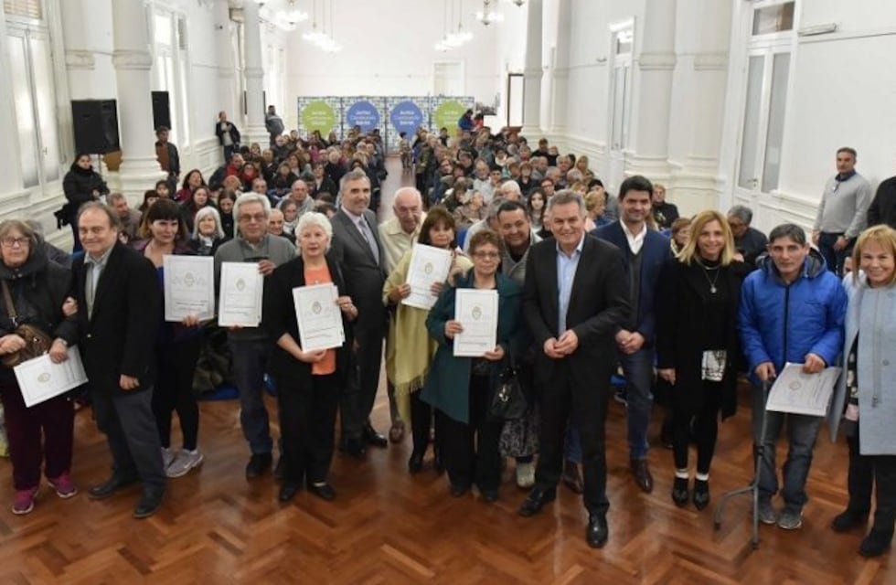 Gay habló de las casi 5.000 escrituras entregadas durante su gestión