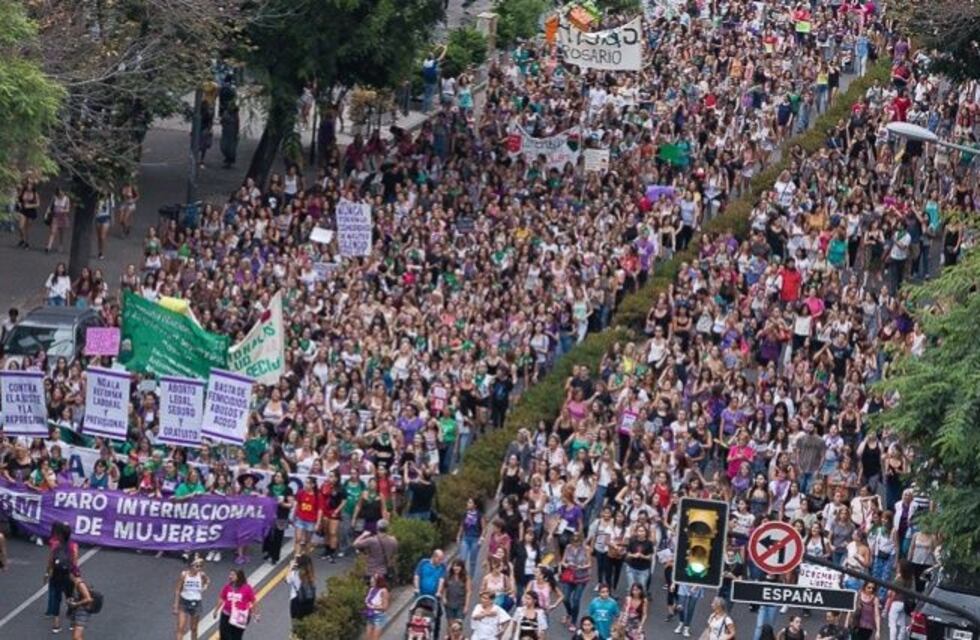 Rosario se prepara para actos, movilización y paro de mujeres