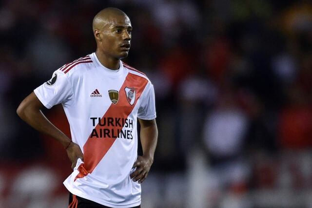 El video de la agresión de Nicolás de la Cruz a un policía en Paraguay\u002E (AP)